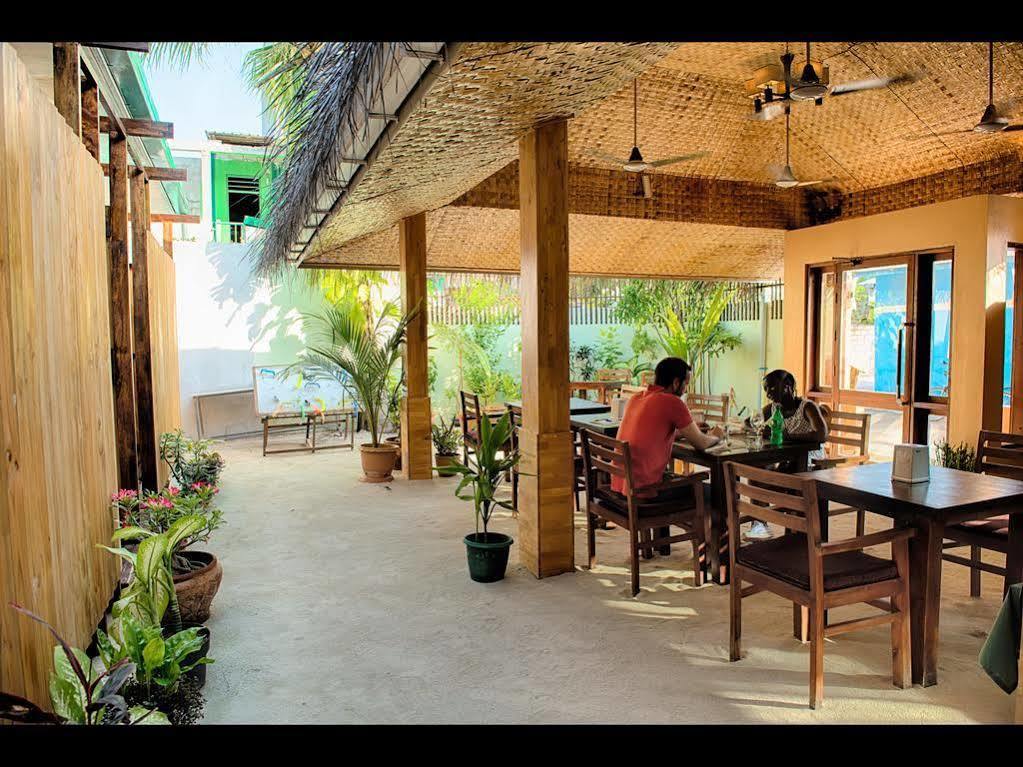 Narnia Maldives Hotel Maafushi Exterior foto