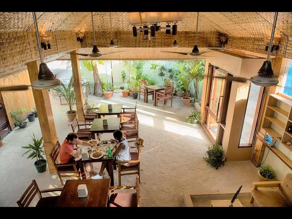 Narnia Maldives Hotel Maafushi Exterior foto