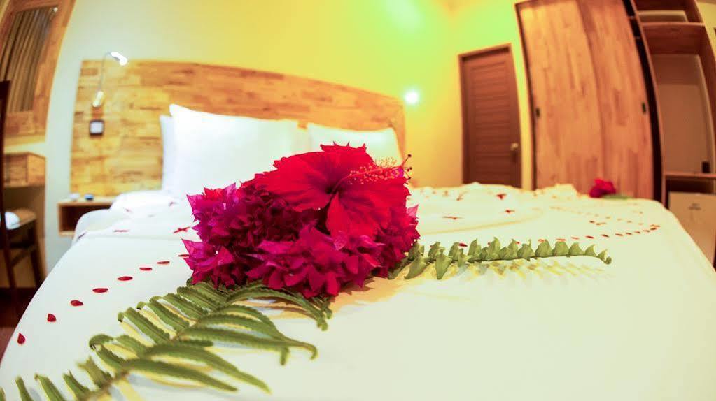 Narnia Maldives Hotel Maafushi Exterior foto